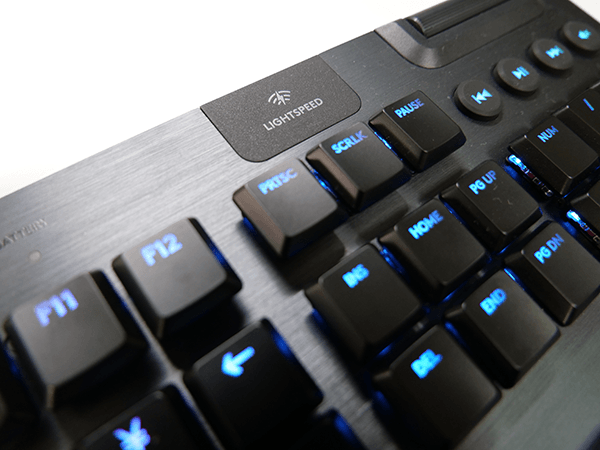 LGHTSPEEDロゴが超高速ワイヤレスの証