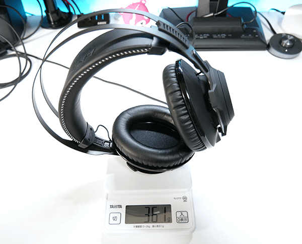 HyperX Cloud Revolver Sの重さ（361g）