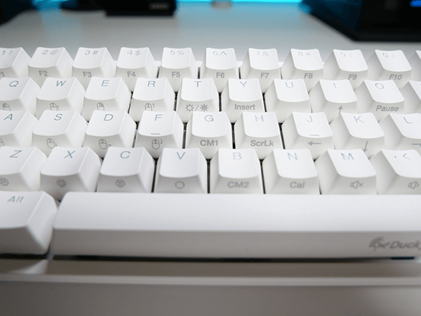 60 銀軸ダッキー Ducky One 2 Miniレビュー コンパクトなのに豊富な機能を搭載したゲーミング特化キーボード はせぽん