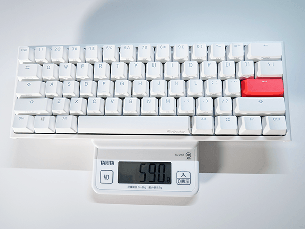 Ducky ONE 2 Miniの重さは「590g」